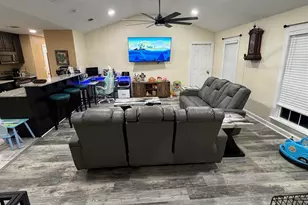 7001 Mobile Hwy, Pensacola, FL 32526 - Photo 12