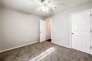 2001 W Indies Dr, Pensacola, FL 32506 - Photo 14