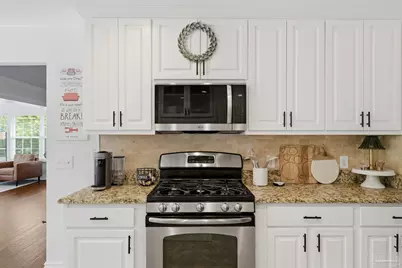 6032 Forest Green Rd, Pensacola, FL 32505 - Photo 8