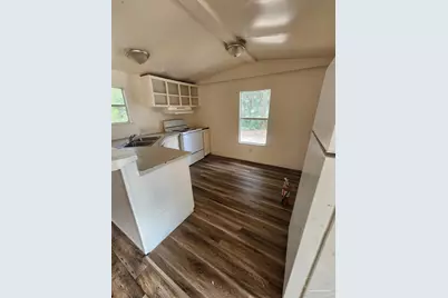 6212 Montgomery Ave #A, Pensacola, FL 32526 - Photo 2