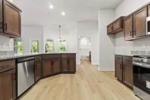 1859 Summer Pecan Dr, Cantonment, FL 32533 - Photo 10