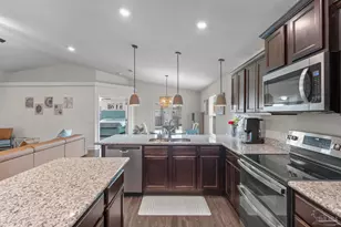 6268 Redberry Dr, Gulf Breeze, FL 32563 - Photo 16