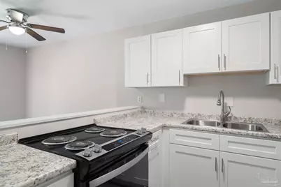 216 Broadmoor Ln, Pensacola, FL 32507 - Photo 10
