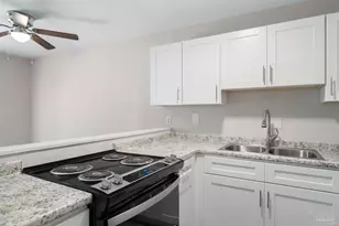 216 Broadmoor Ln, Pensacola, FL 32507 - Photo 10