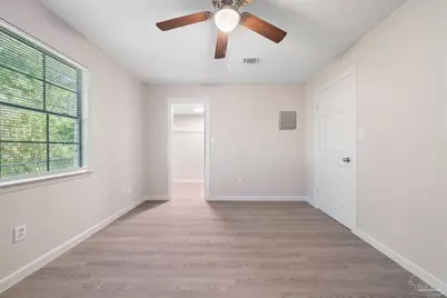 216 Broadmoor Ln, Pensacola, FL 32507 - Photo 12