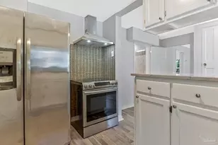 114 E Maxwell St, Pensacola, FL 32503 - Photo 2