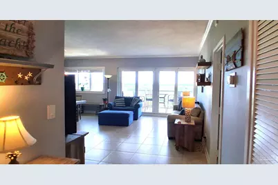 825 Bayshore Dr #1006, Pensacola, FL 32507 - Photo 2