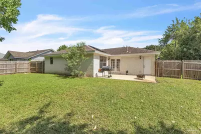 7656 Old Hickory Dr, Pensacola, FL 32507 - Photo 20