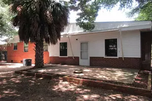 5457 Byrom St, Milton, FL 32570 - Photo 2