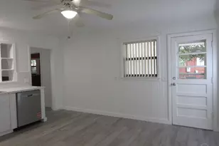 5457 Byrom St, Milton, FL 32570 - Photo 10