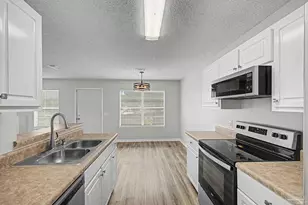 3400 Two Sisters Wy, Pensacola, FL 32505 - Photo 6
