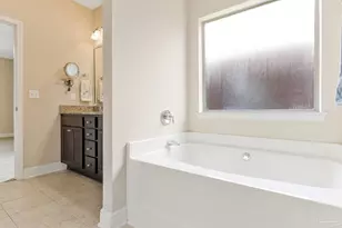 3073 Windward Cove Ct, Gulf Breeze, FL 32563 - Photo 30