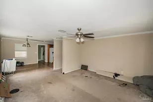 9121 Camberwell Rd, Pensacola, FL 32514 - Photo 10