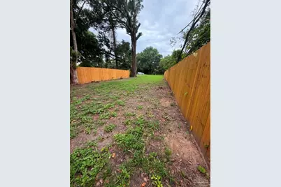 1804 W Lakeview Ave, Pensacola, FL 32501 - Photo 8