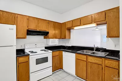 601 E Burgess Rd #K11, Pensacola, FL 32504 - Photo 10