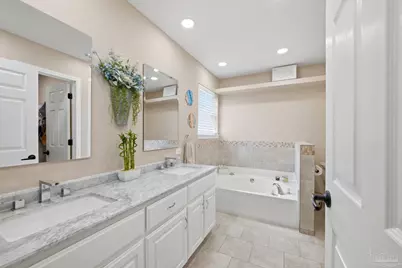 7953 Lola Cir, Navarre, FL 32566 - Photo 18