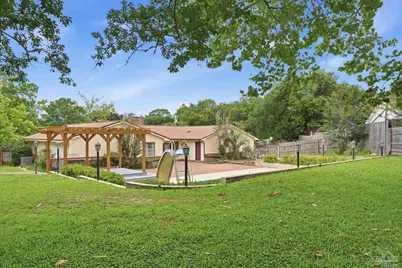 702 Southern Ct, Gulf Breeze, FL 32561 - Photo 44