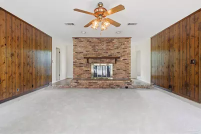 702 Southern Ct, Gulf Breeze, FL 32561 - Photo 14