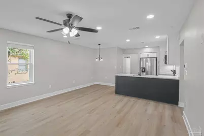 721 W Jordan St, Pensacola, FL 32501 - Photo 10