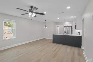 721 W Jordan St, Pensacola, FL 32501 - Photo 10