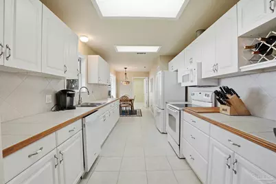 1491 W Highway 98, Mary Esther, FL 32569 - Photo 10