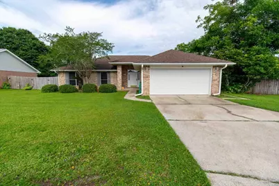 5212 Zachary Blvd, Pensacola, FL 32526 - Photo 2