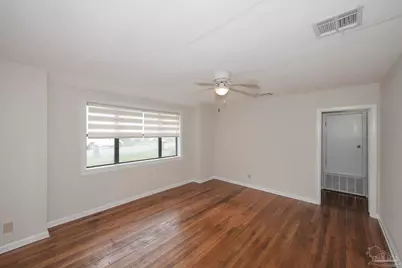211 Berry Rd, Pensacola, FL 32507 - Photo 4