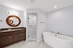 5466 N Shore Rd, Pensacola, FL 32507 - Photo 26