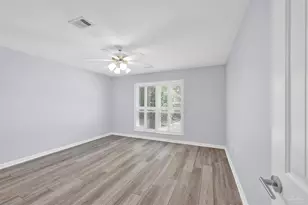 5466 N Shore Rd, Pensacola, FL 32507 - Photo 32