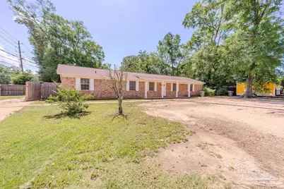 8090 Tippin Ave, Pensacola, FL 32514 - Photo 4