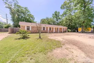 8090 Tippin Ave, Pensacola, FL 32514 - Photo 4