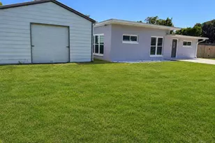 2 Adkinson Dr, Pensacola, FL 32506 - Photo 2