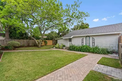 1701 E Moreno St, Pensacola, FL 32503 - Photo 34