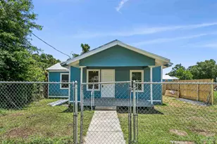 1208 N T St, Pensacola, FL 32505 - Photo 4