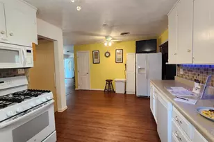 6801 Vivian Dr, Pensacola, FL 32505 - Photo 22