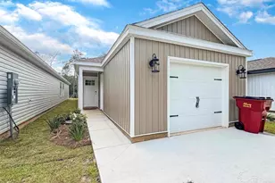 3217 Damon Dr, Milton, FL 32583 - Photo 14