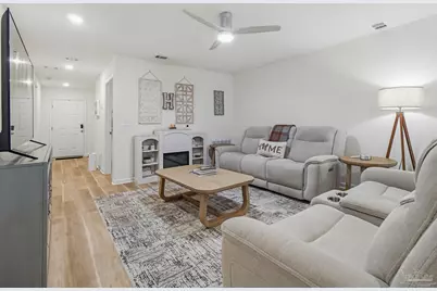 6453 June Bug Dr, Milton, FL 32583 - Photo 2