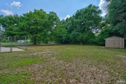 6425 Aspen Ave, Milton, FL 32570 - Photo 32