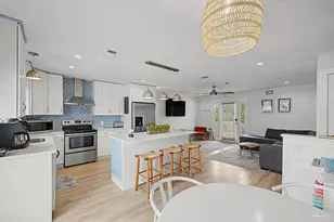 810 Panferio Dr, Pensacola Beach, FL 32561 - Photo 14