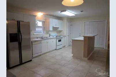 1093 Antigua Cir, Pensacola, FL 32506 - Photo 4