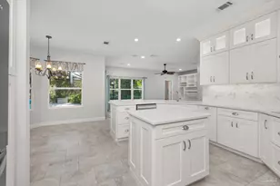2760 Pebble Beach Dr, Navarre, FL 32566 - Photo 32