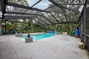 2760 Pebble Beach Dr, Navarre, FL 32566 - Photo 6