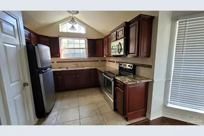 4559 Tradewinds Dr, Pensacola, FL 32514 - Photo 4