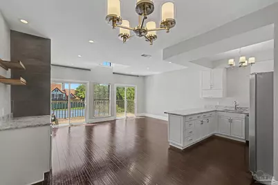42 Baybridge Dr, Gulf Breeze, FL 32561 - Photo 4