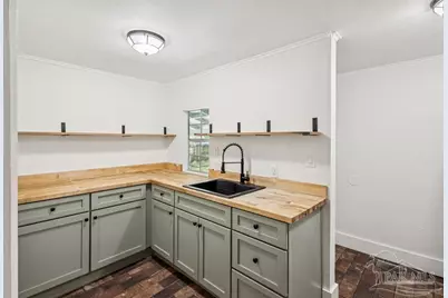 600 E Jackson St, Pensacola, FL 32501 - Photo 14