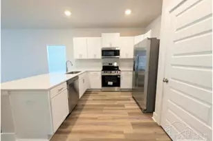 9907 Starling Dr, Pensacola, FL 32506 - Photo 6
