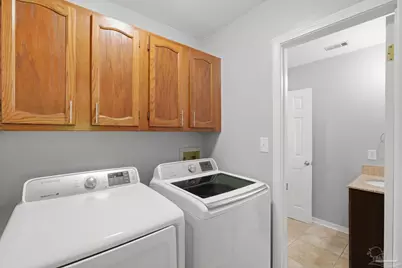 1841 E Smugglers Cove Dr, Gulf Breeze, FL 32563 - Photo 42