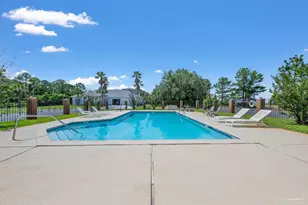 1841 E Smugglers Cove Dr, Gulf Breeze, FL 32563 - Photo 4