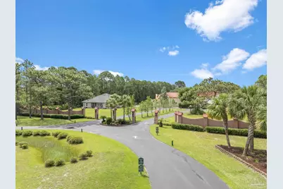 1841 E Smugglers Cove Dr, Gulf Breeze, FL 32563 - Photo 44