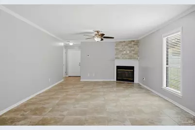 1841 E Smugglers Cove Dr, Gulf Breeze, FL 32563 - Photo 16
